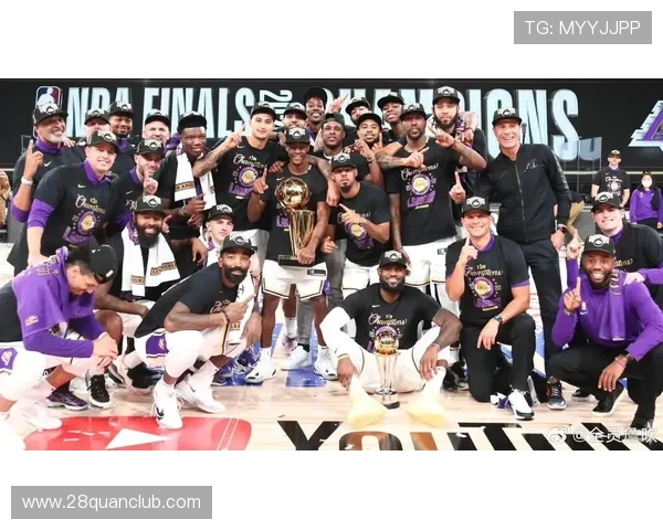 湖人新赛季阵容调整引关注詹姆斯健康成球队最大变数